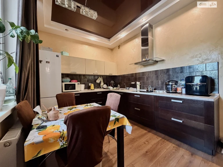 Sale Apartment Solomyanka