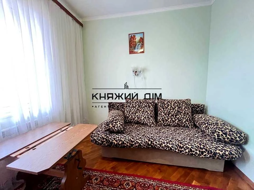 Квартира. Київ, проспект Миколи Бажана