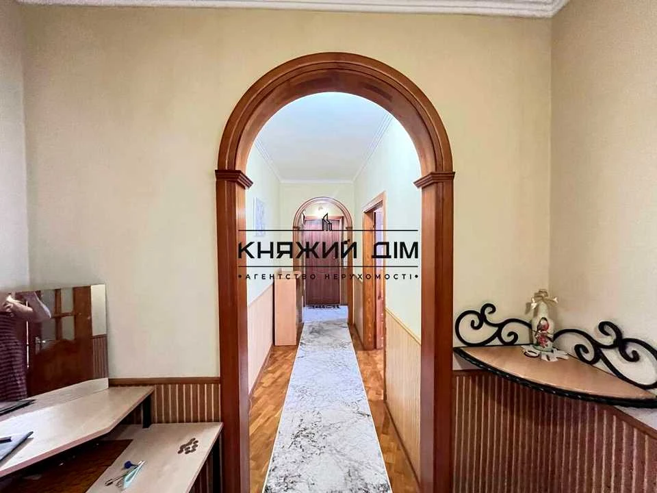 Квартира. Київ, проспект Миколи Бажана
