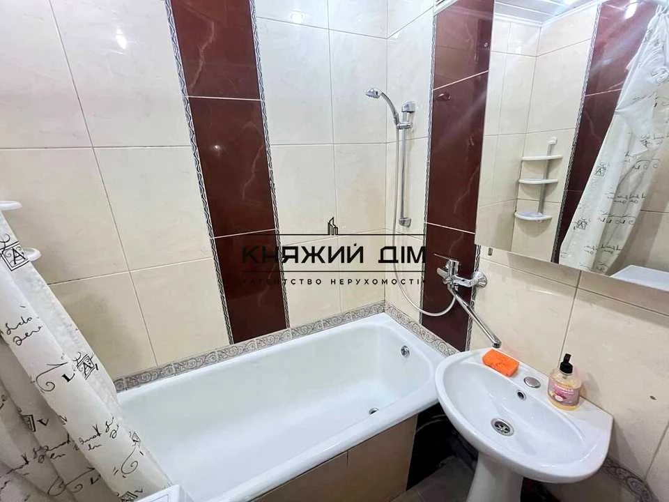 Квартира. Київ, проспект Миколи Бажана
