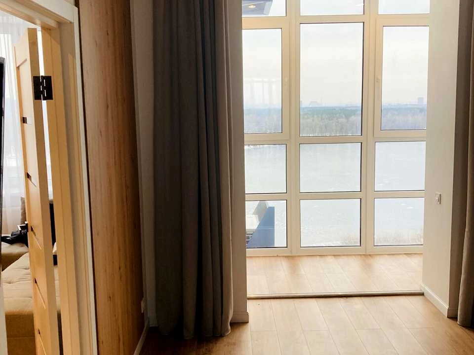 Apartment. Mikola-Slobidska Street, Kyiv