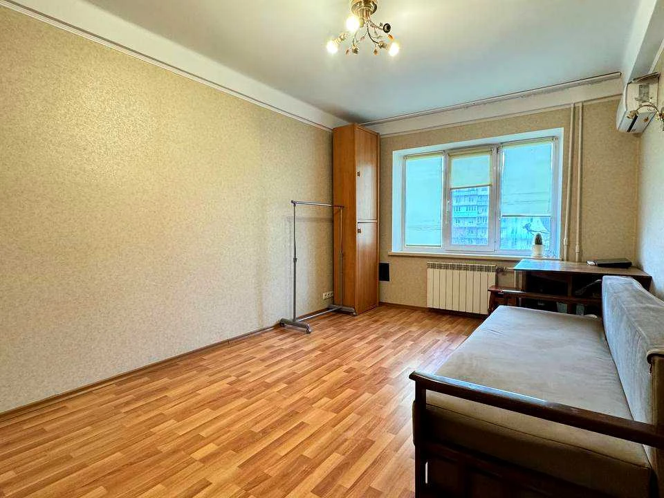 Apartment. Alexander Arkhipenko Street, Kyiv
