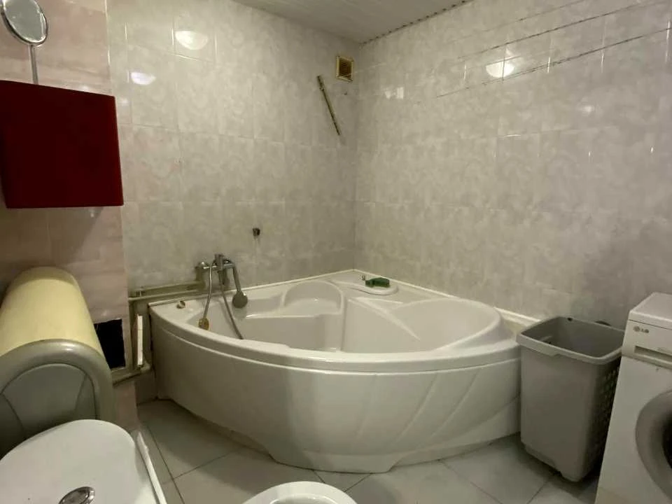 Apartment. Valeria Lobanovskogo Street, Kyiv