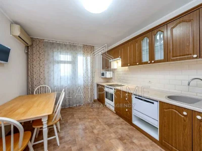 Квартира. Київ, Івана Пулюя вул.