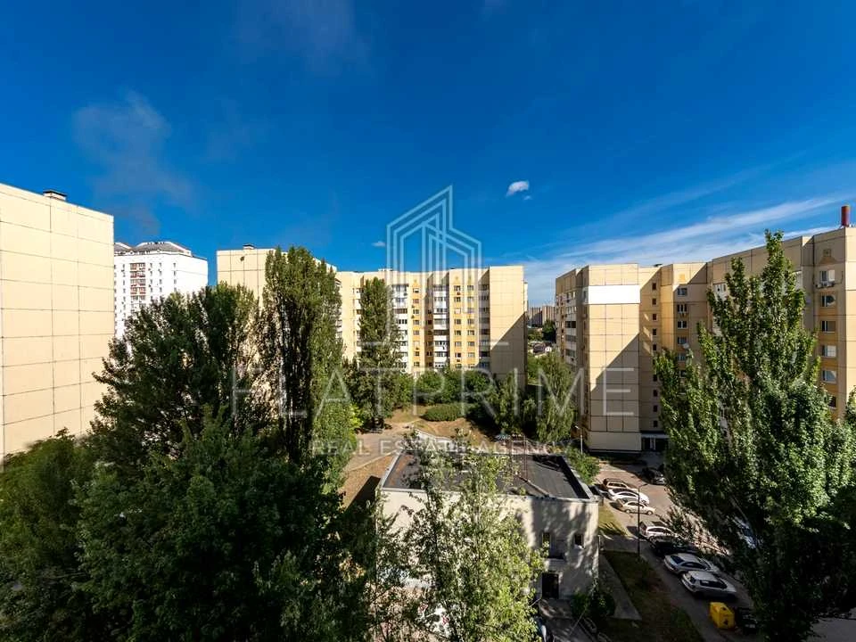 Квартира. Київ, Івана Пулюя вул.