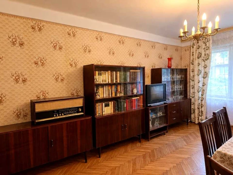 Квартира. Київ, вулиця Білоруська