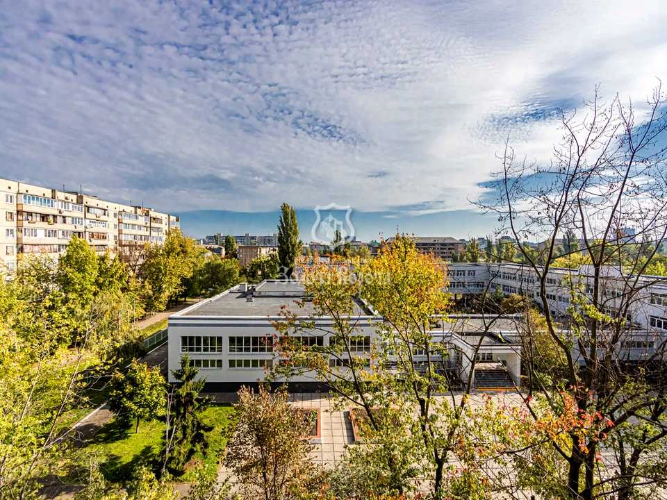 Квартира. Київ, Райдужна проспект.