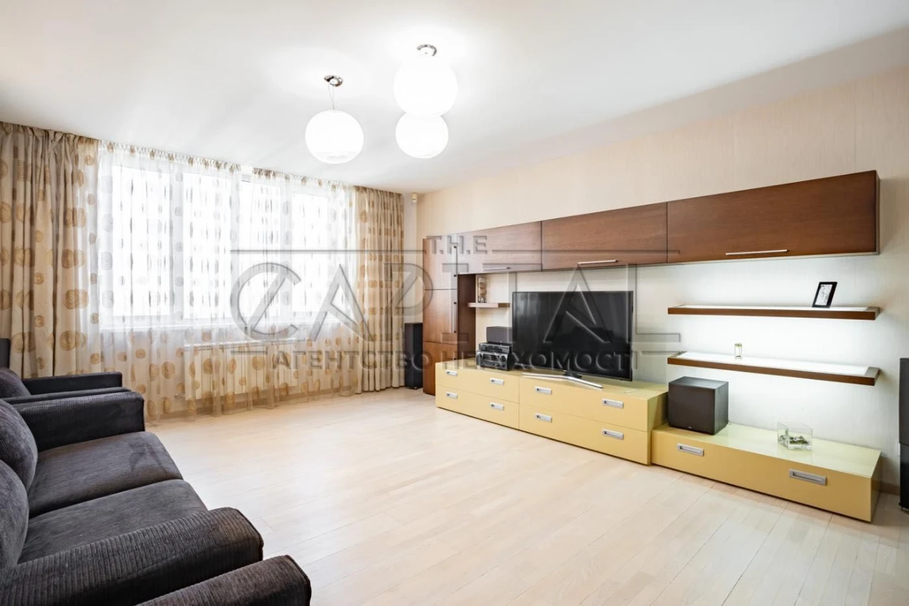 Продаж квартири Бажана Позняки Дарницький район 3 кімнати, 1
