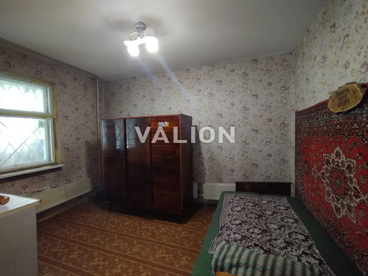 Продам 3 кімнатну квартиру, 76м2, вул. Урлівська 3-Б, метро