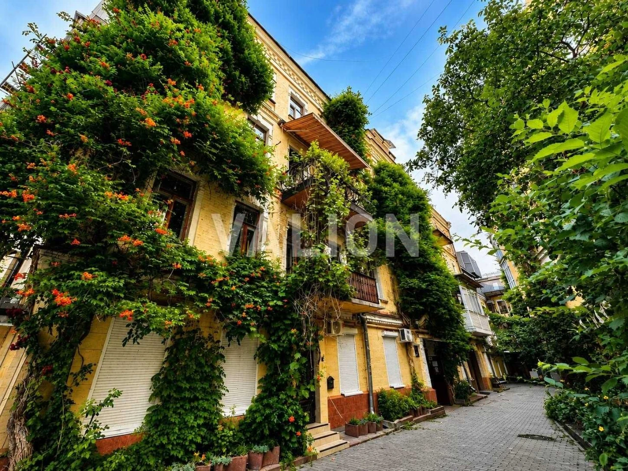 Apartment for Sale 2 rooms in the center, Podol, with sauna and EcoFlow