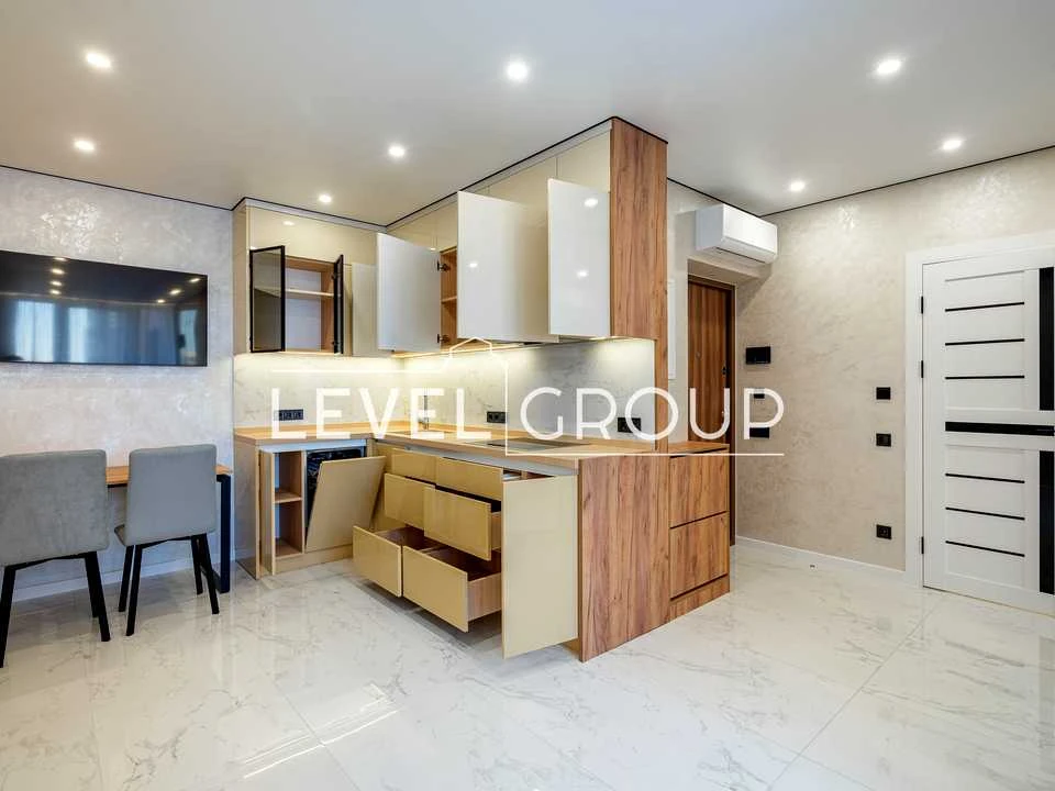 Apartment. Alexander Olesya Street, Kyiv