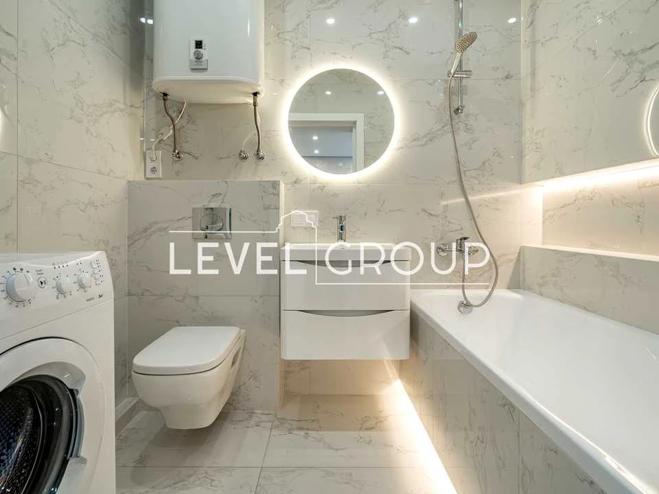 Apartment. Alexander Olesya Street, Kyiv