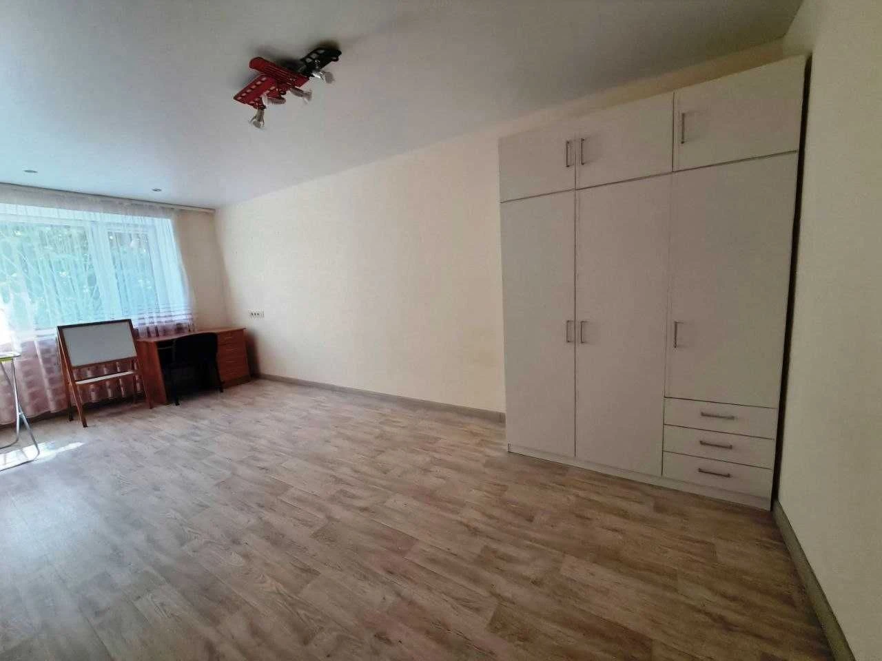 Продається стильна 3-кімнатна квартира на Черемушках! Гайдара /