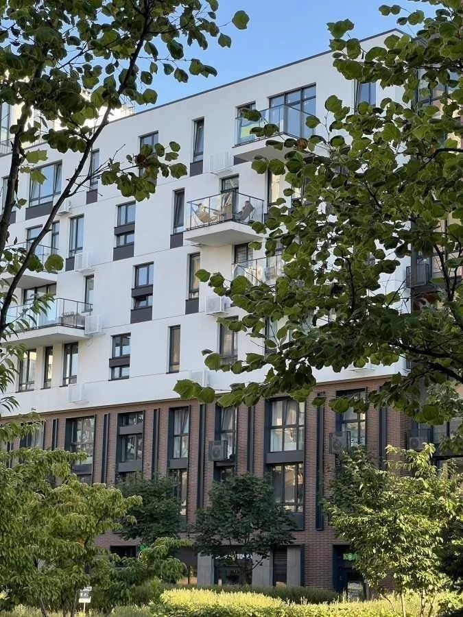 3-room apartment for sale 78 m², Salyutna St., 2