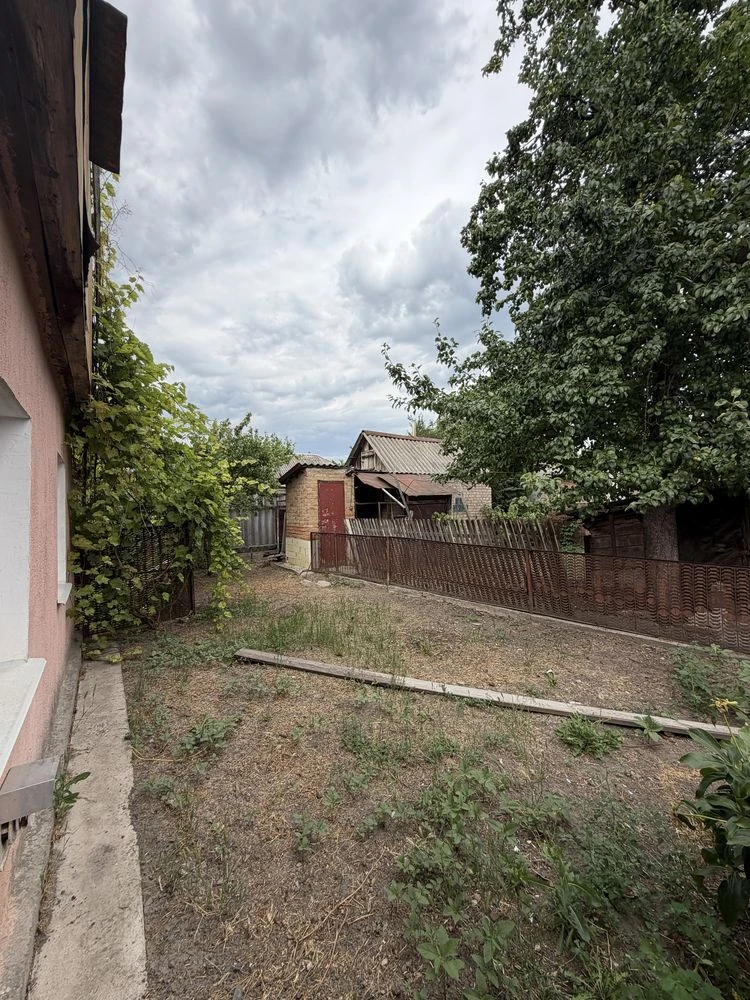 Продам половину будинку в місті Кропивницький