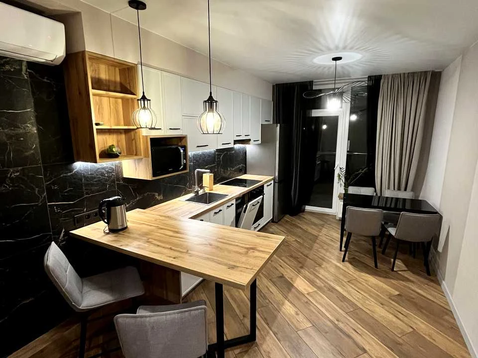 Apartment. Antonovicha st., Kyiv