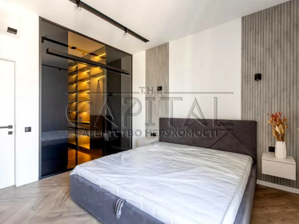 Apartment. Antonovicha st, Kyiv