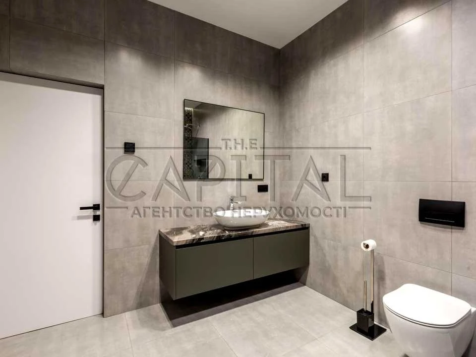 Apartment. Antonovicha st, Kyiv