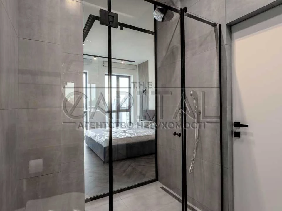 Apartment. Antonovicha st, Kyiv