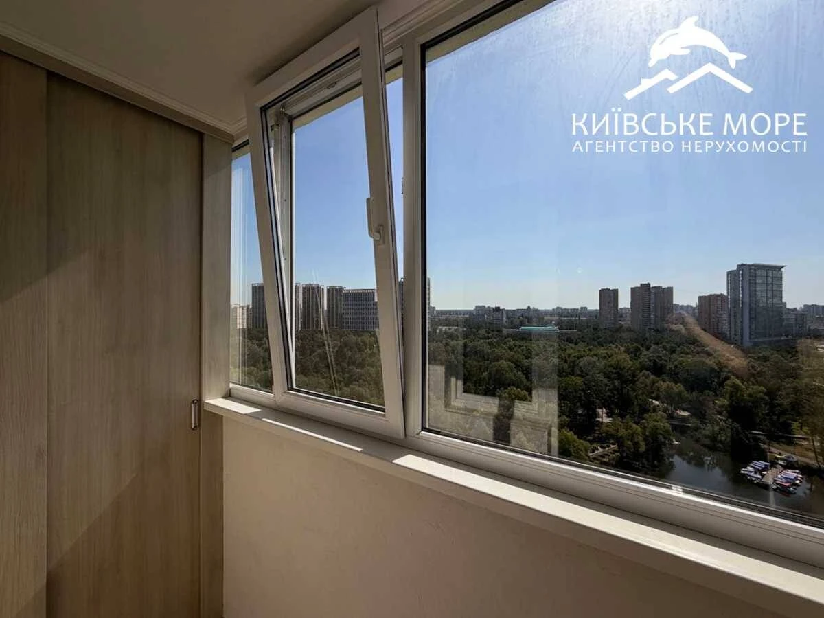 Продається 2-кімнатна квартира, Київ, Дніпровський район, вул. Воскресенська, 14