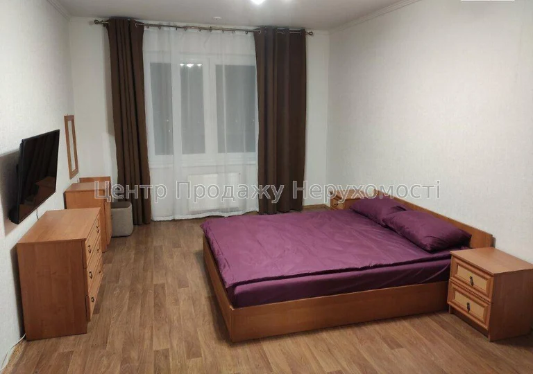 Продаж 1-кімн. квартири 42, 4 м² на 25 поверсі в ЖК Амурськи