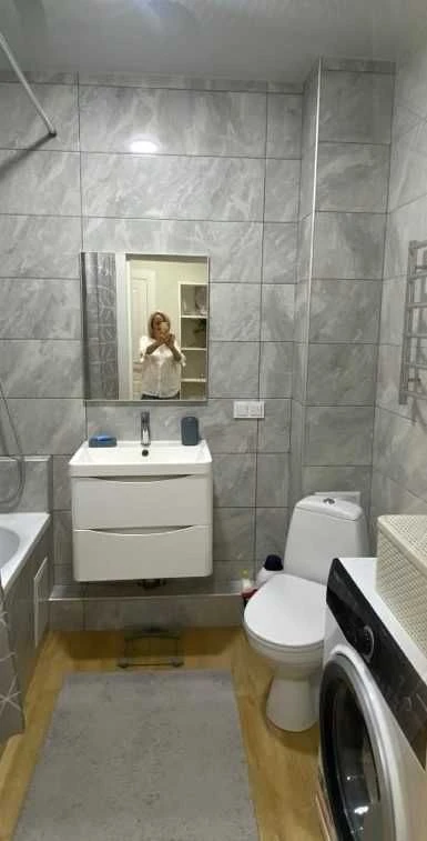 Продаж 1 к квартири з кап ремонтом в новобудові ЖК Радужний