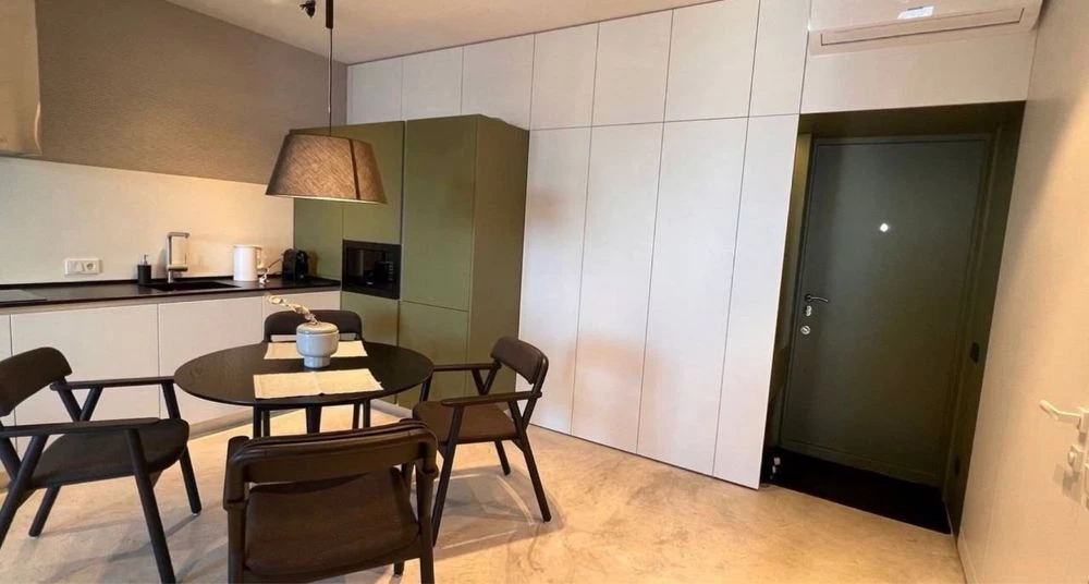 Продам квартиру в 45 жемчужине на Каманина. С террасой и пря