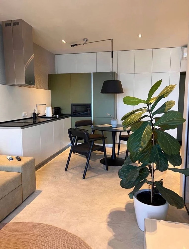 Продам квартиру в 45 жемчужине на Каманина. С террасой и пря