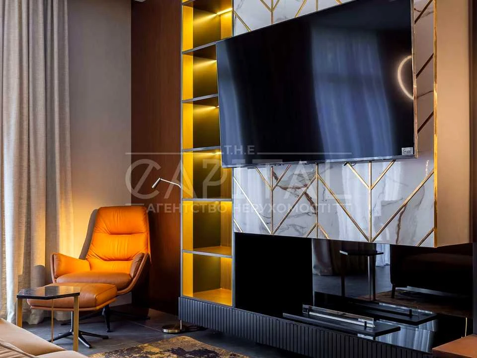 Apartment. Besarestsky Prospect.