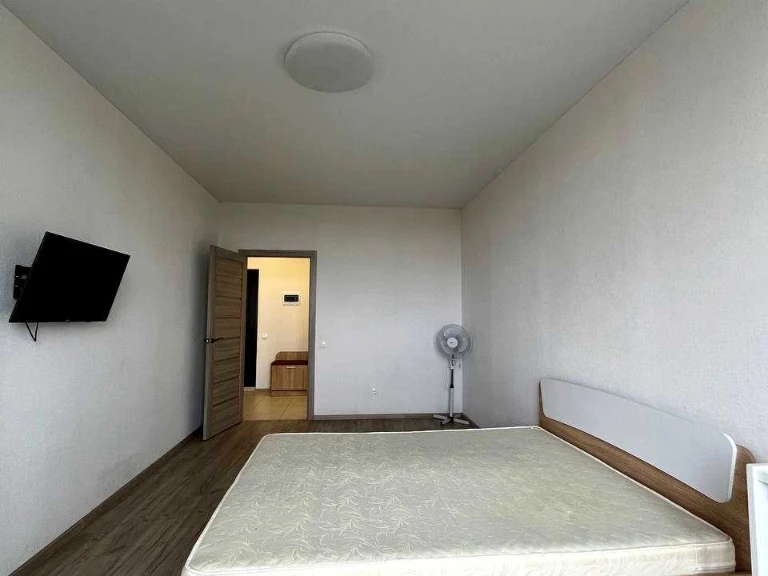 Apartment. Poloshova st., Kyiv