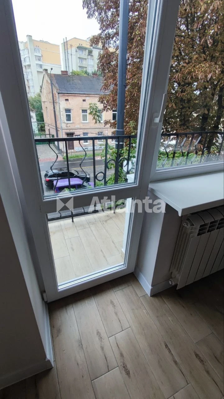 Sale of a wonderful apartment in the city center on Шевченко Street