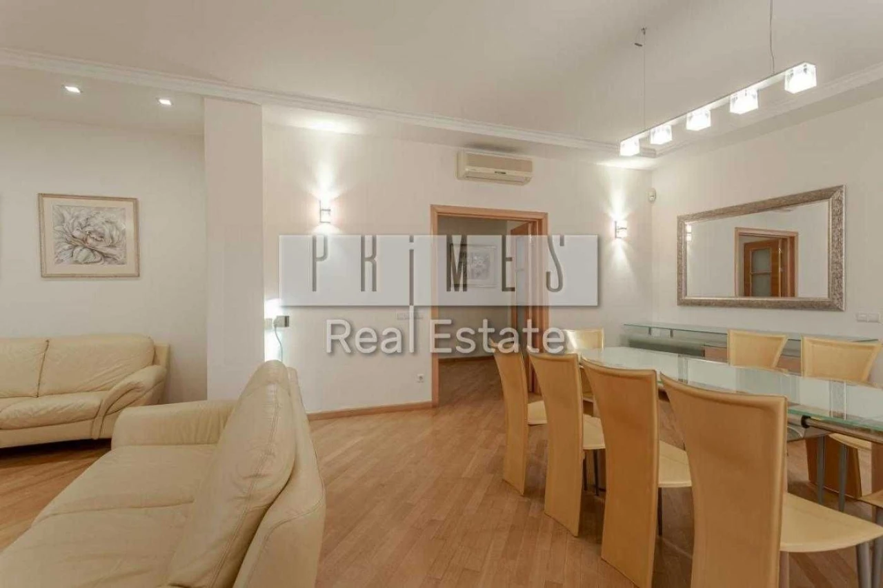 Продаж унікальної 4-кімнатній квартири 216 м² в центрі Києва, бульвар