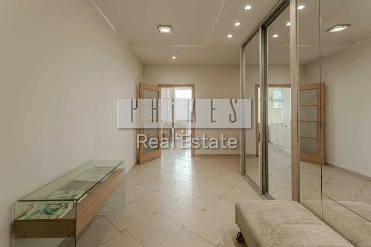 Продаж унікальної 4-кімнатній квартири 216 м² в центрі Києва, бульвар