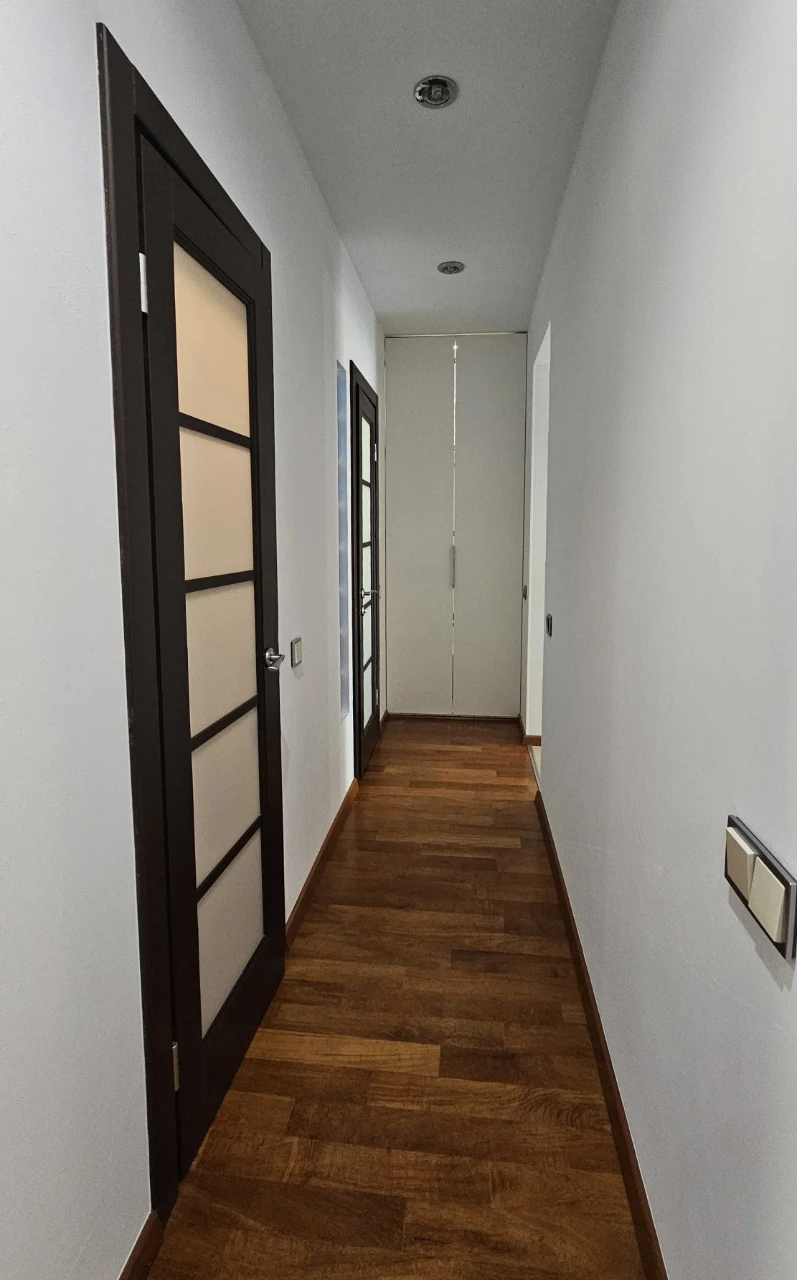 Staronadniczka, 4-A. Pechersk. Metro Pecherska. Apartment 43