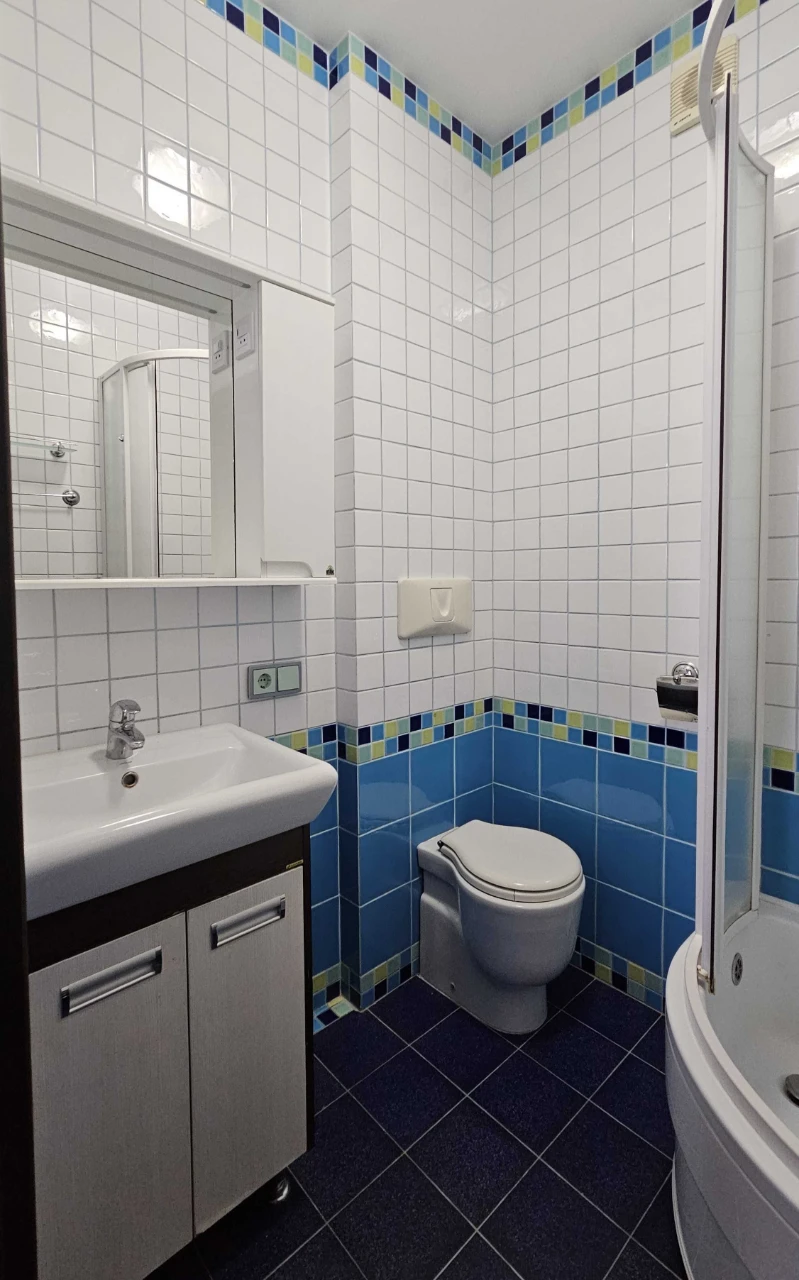 Staronadniczka, 4-A. Pechersk. Metro Pecherska. Apartment 43
