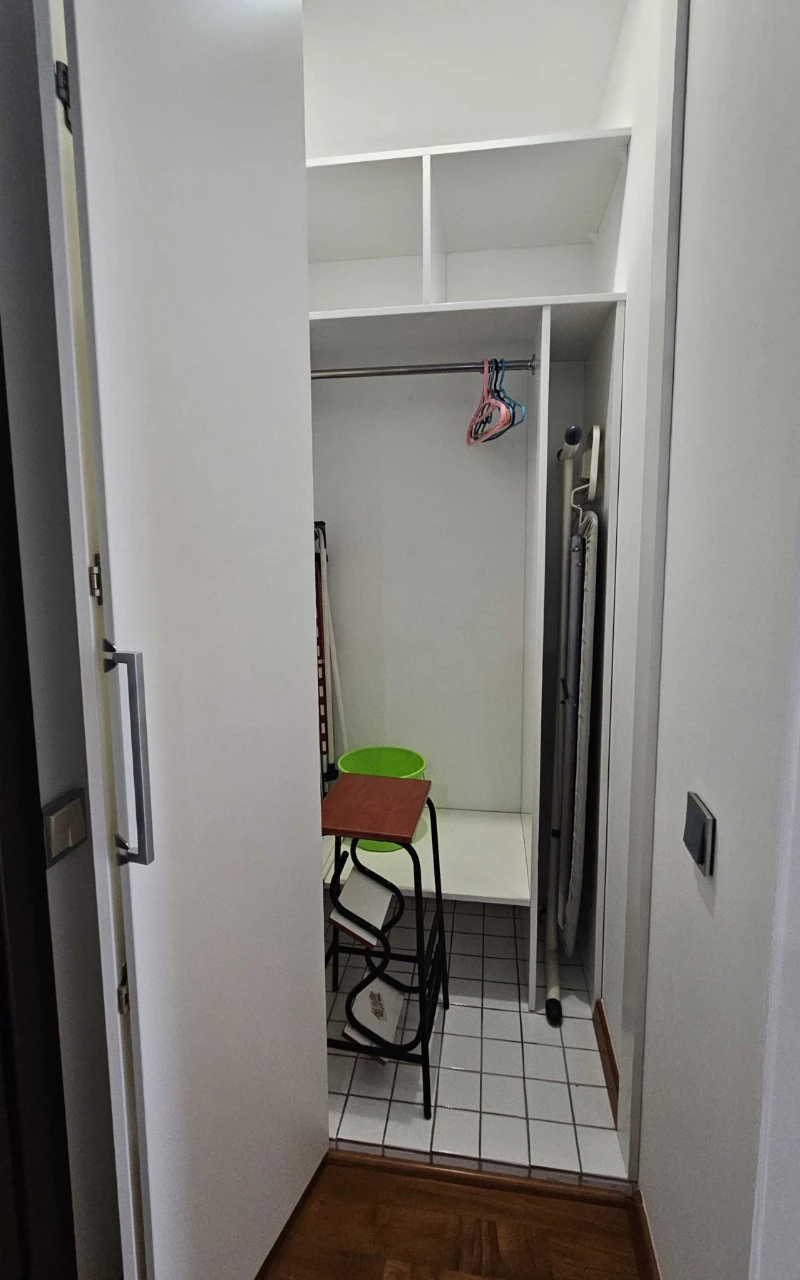 Staronadniczka, 4-A. Pechersk. Metro Pecherska. Apartment 43