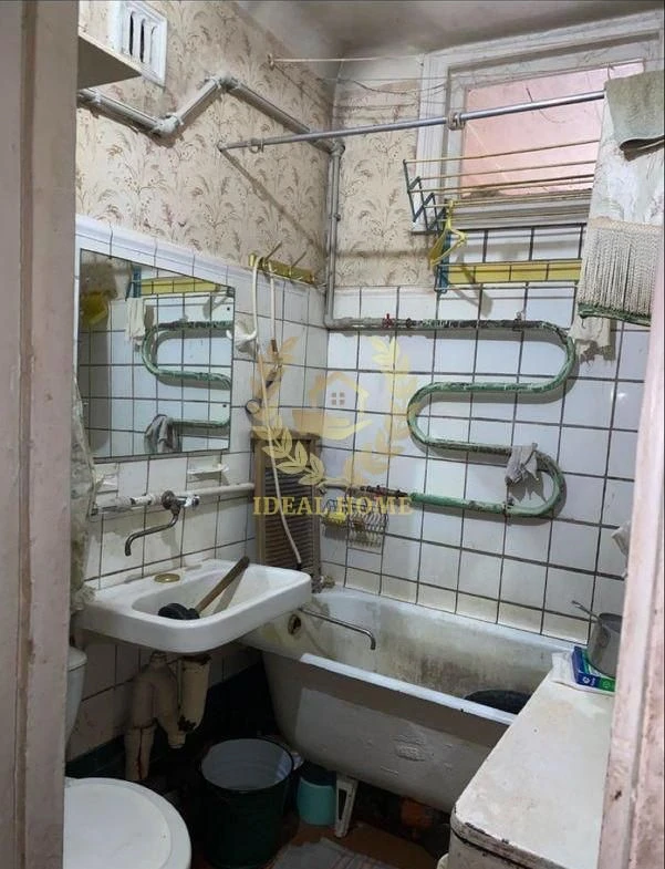 Продається 2-кімнатна квартира 45,4 м² в Подольському районі
