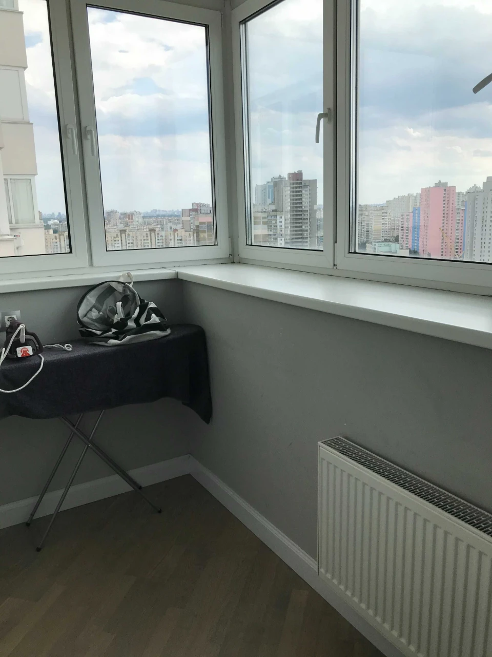 Продам 2-х кв. с дизайнерским ремонтом -Закревского,103