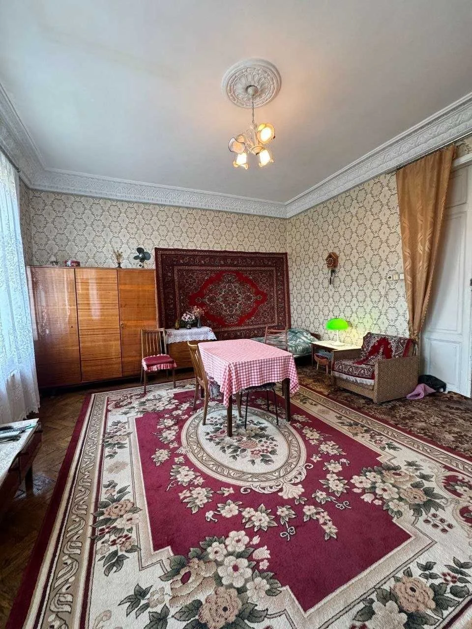 Продається 2 великі кімнати в центрі Одеси