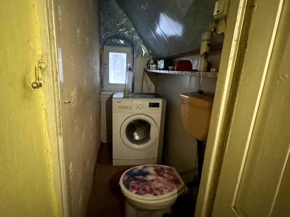 Apartment. Chernivtsi, Storozhenetska St.