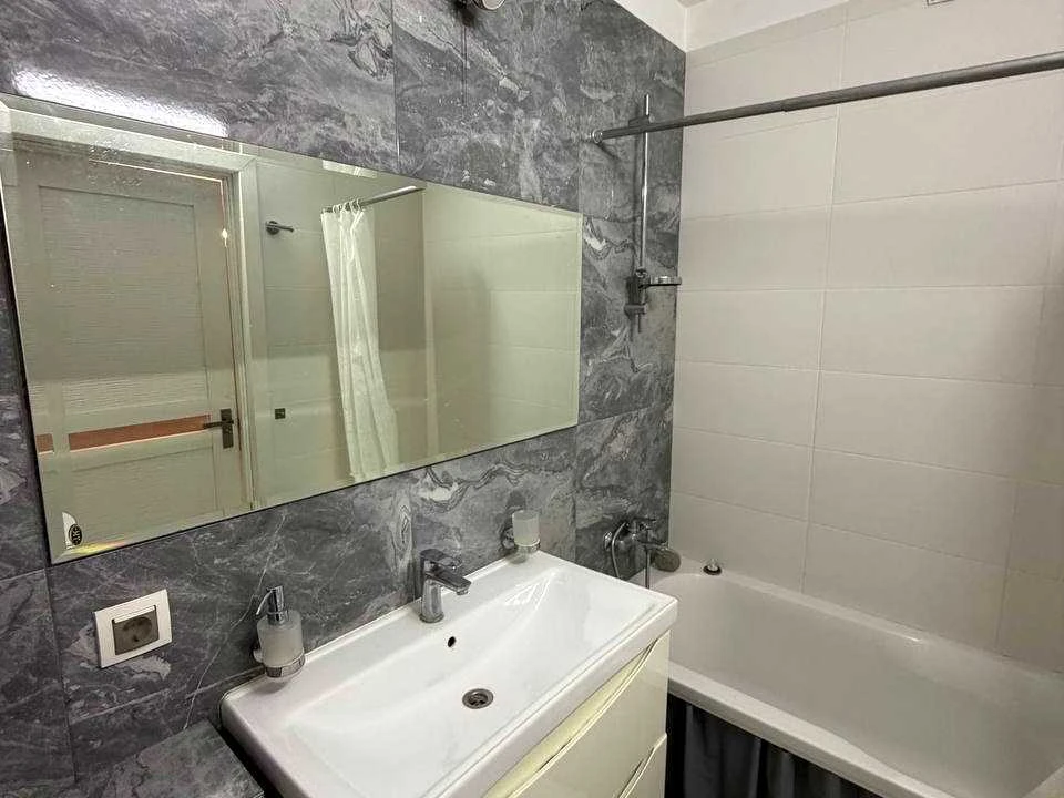 Apartment. Kazarmenna str., Kyiv