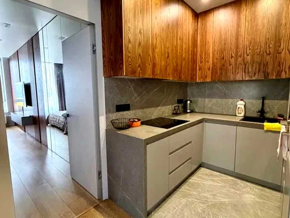 Apartment. Berezneva Street, Kyiv