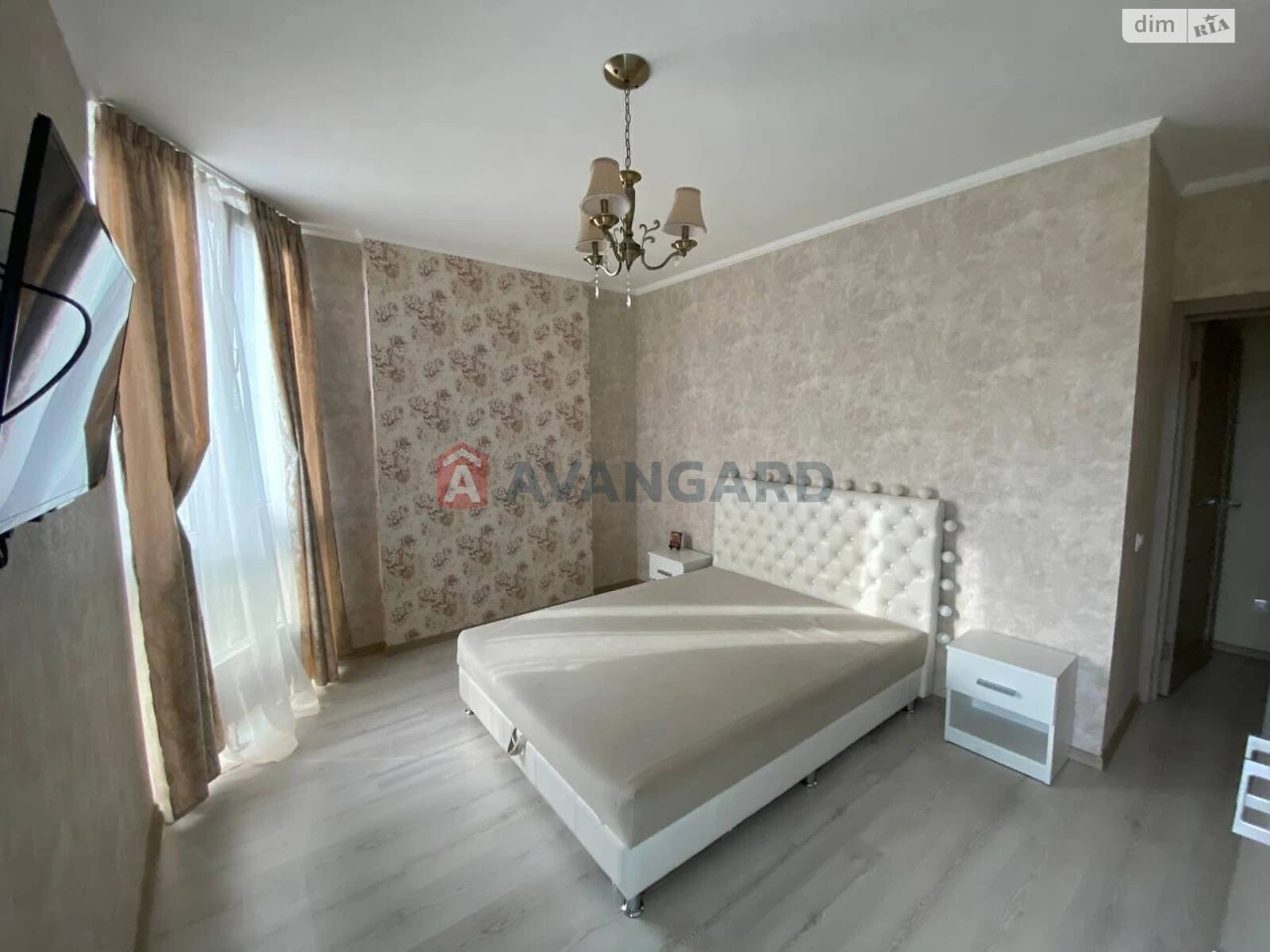 Long-Term Rental Apartment Dniprovsky