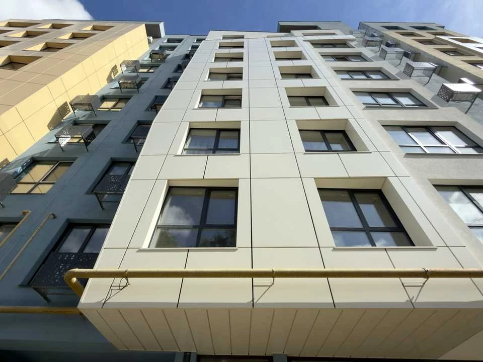 Apartment. Karl Miklosh Street, Lviv