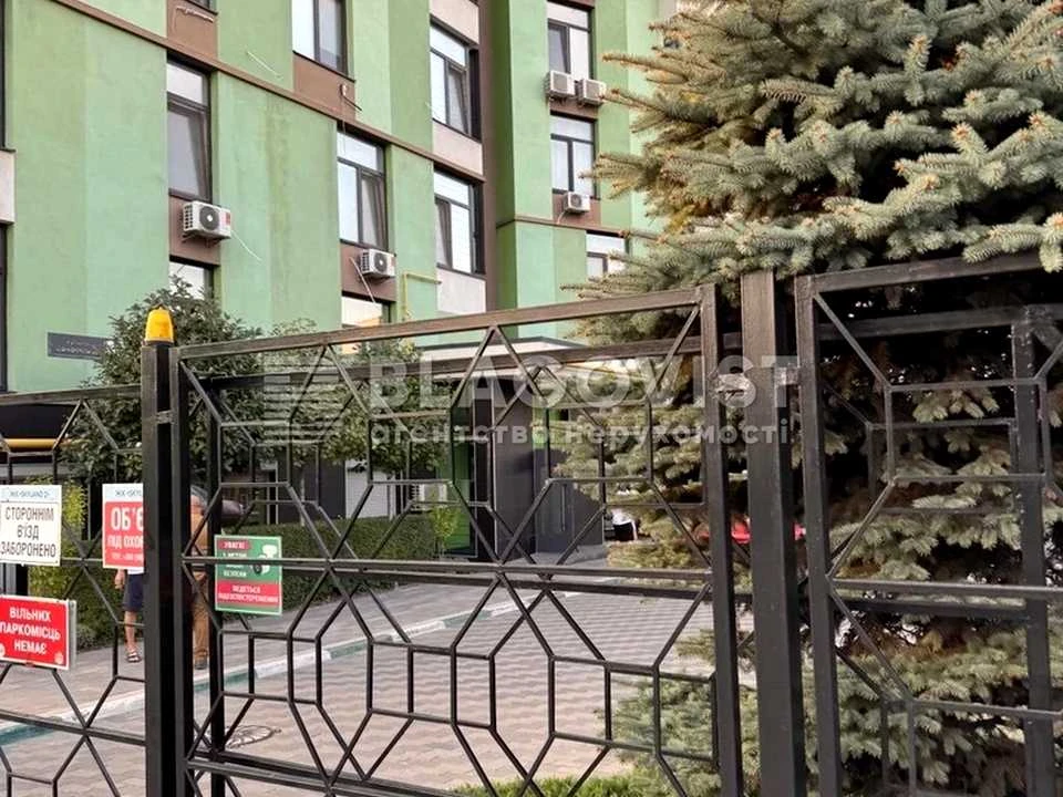 Квартира. Київ, провулок Павла Лі.