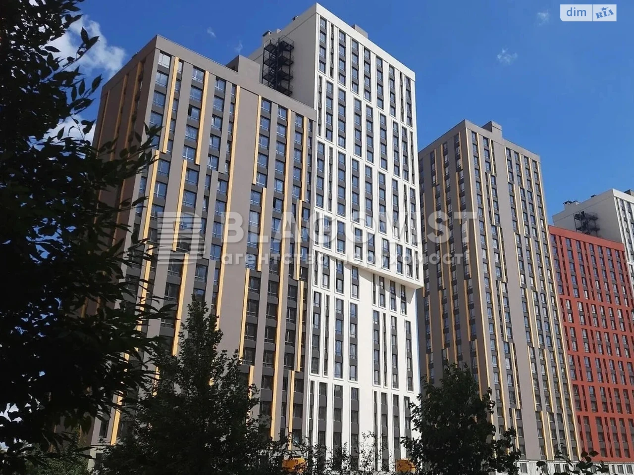 Продаж Квартира Теличка