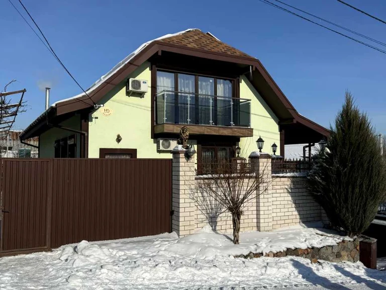 House. Meadow Street, Kyiv