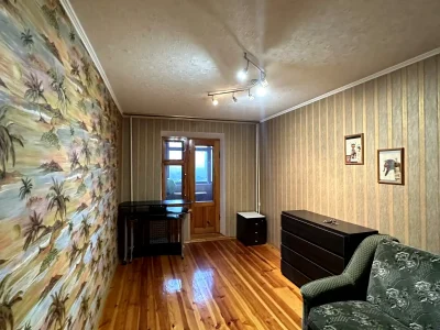 Apartment for sale, 3 rooms, 70 sq m, 7th floor.