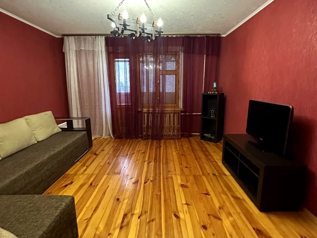 Apartment for sale, 3 rooms, 70 sq m, 7th floor.