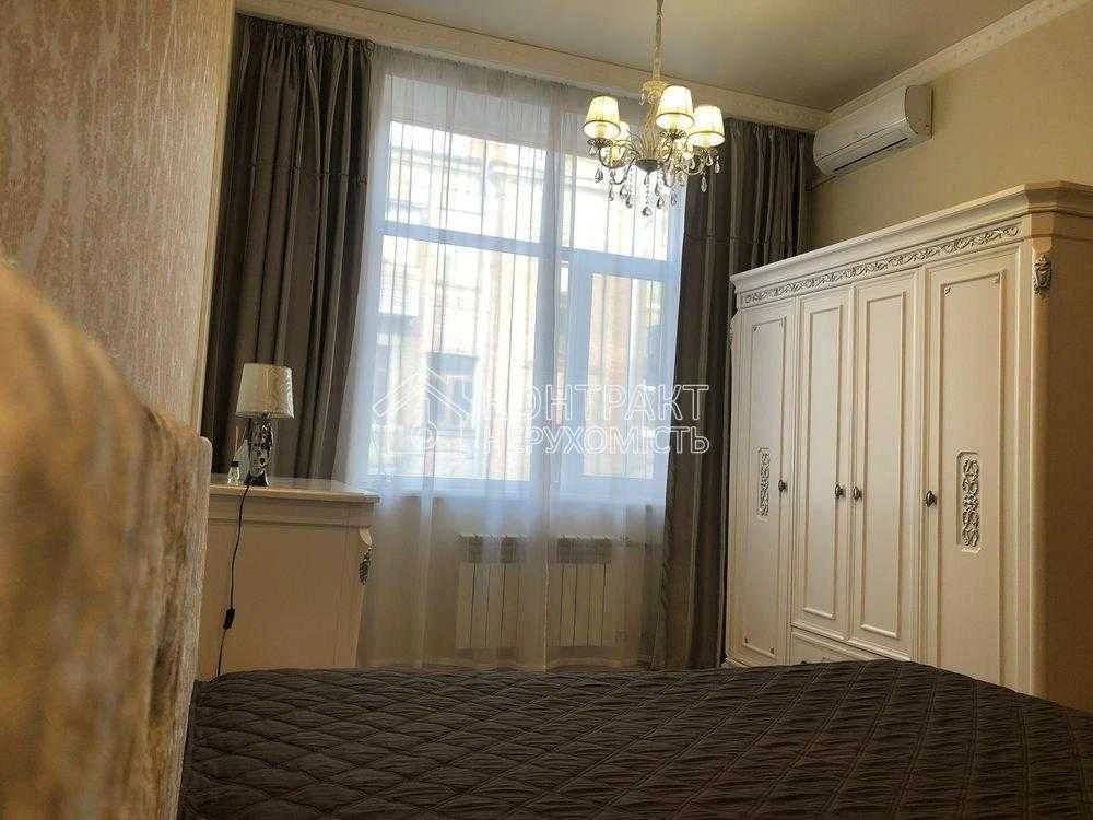 Продаєтся 2к квартира , Ярослава Мудрого, центр